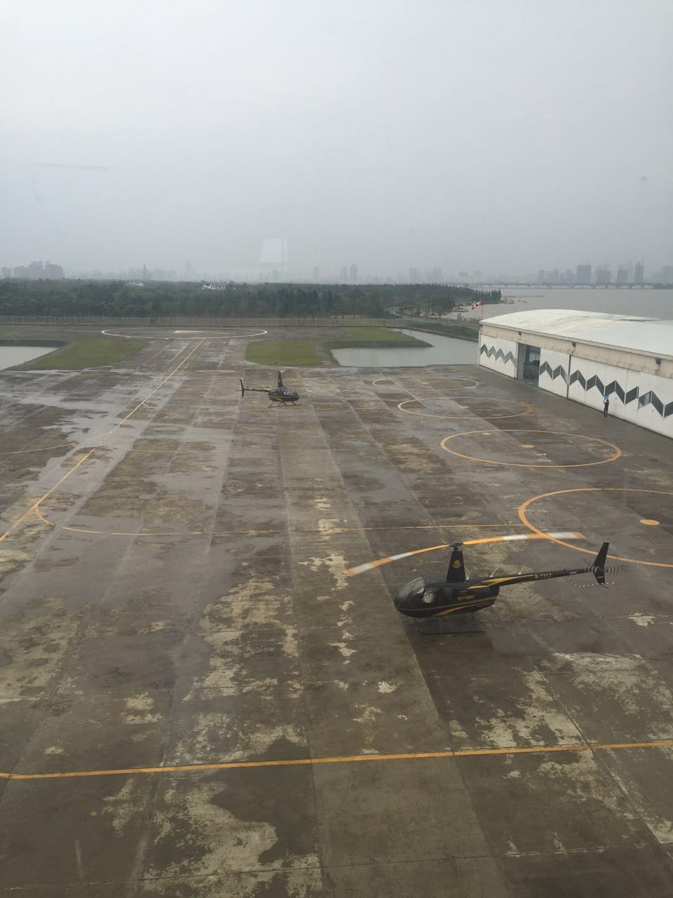 2016051629830965.jpg